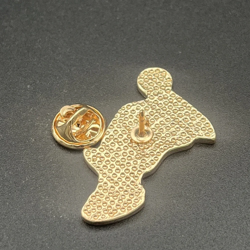 Hand Holding Martini Glass Orange‎ Slice Lapel Hat Pin